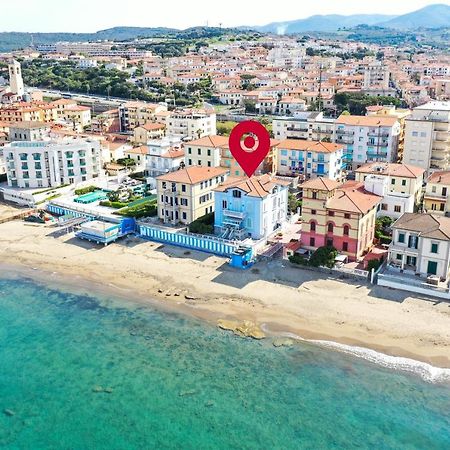 Villa Lilla Sulla Spiaggia Di San Vincenzo Luxury Zewnętrze zdjęcie