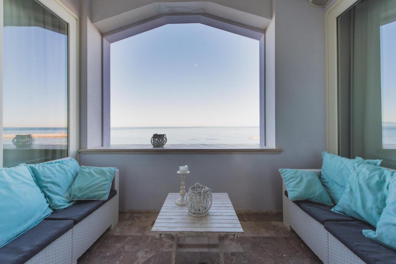 Villa Lilla Sulla Spiaggia Di San Vincenzo Luxury Zewnętrze zdjęcie