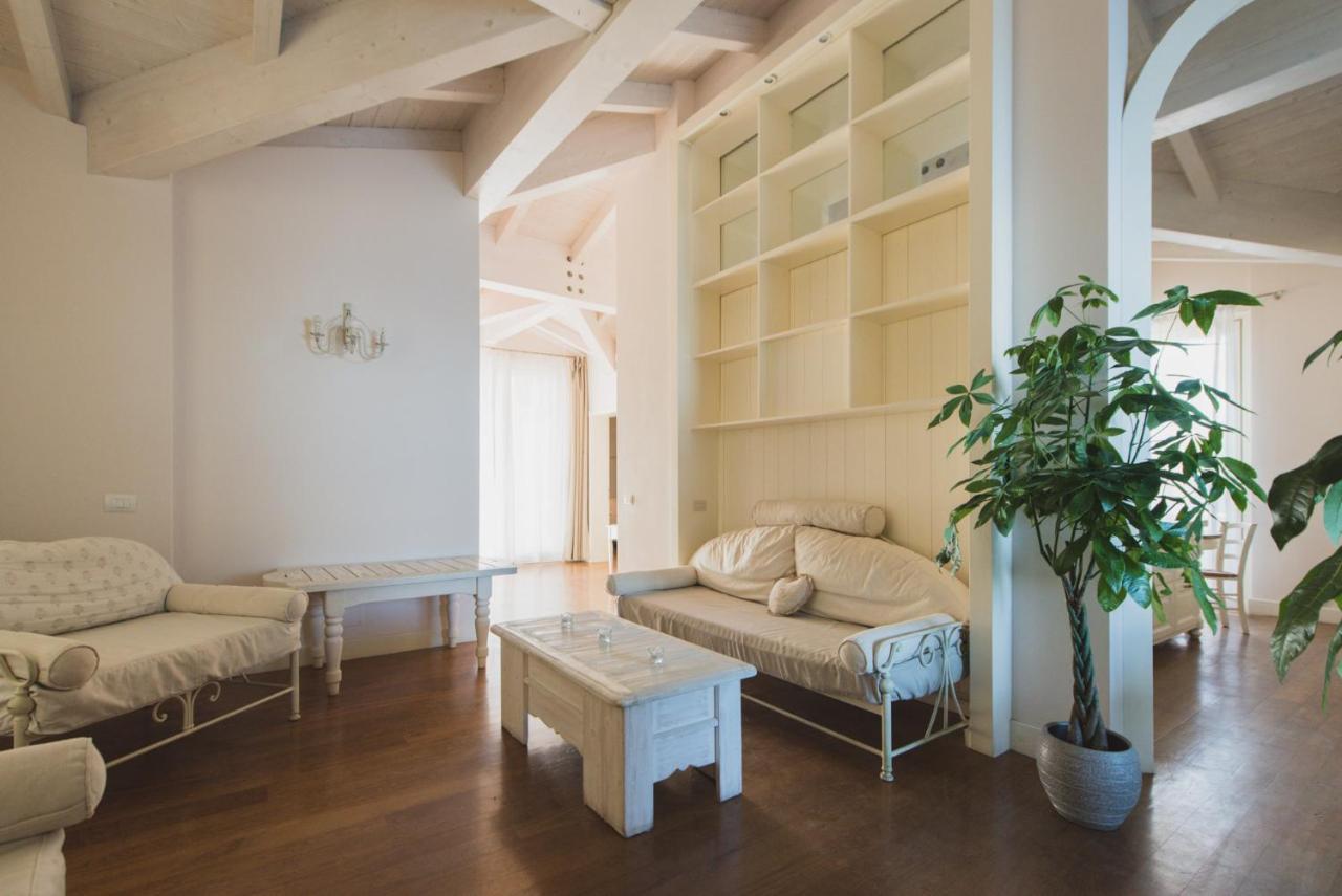 Villa Lilla Sulla Spiaggia Di San Vincenzo Luxury Zewnętrze zdjęcie