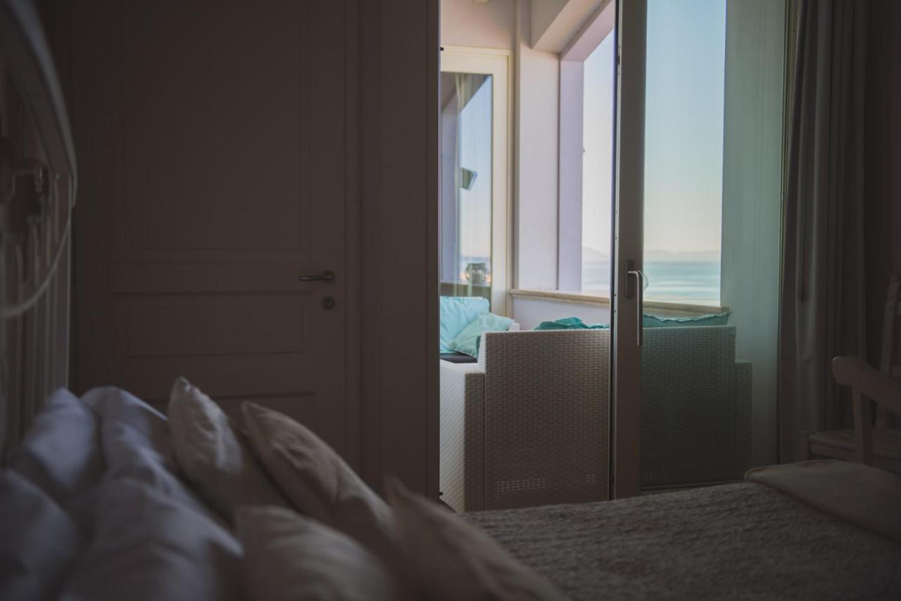 Villa Lilla Sulla Spiaggia Di San Vincenzo Luxury Zewnętrze zdjęcie