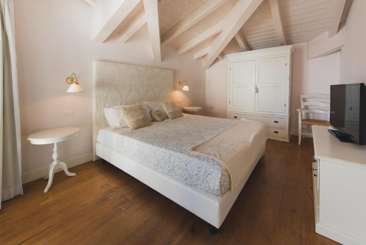 Villa Lilla Sulla Spiaggia Di San Vincenzo Luxury Zewnętrze zdjęcie
