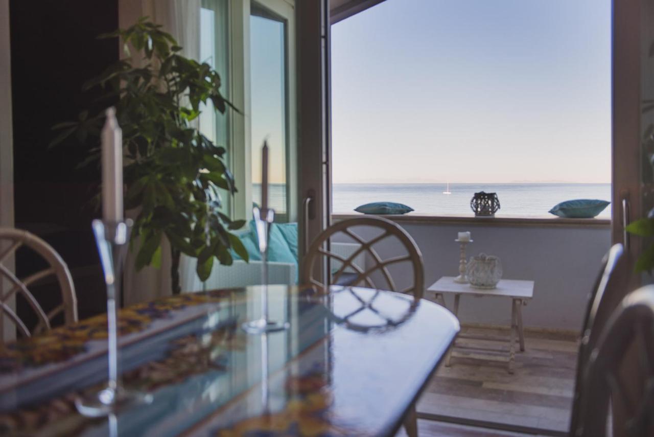 Villa Lilla Sulla Spiaggia Di San Vincenzo Luxury Zewnętrze zdjęcie
